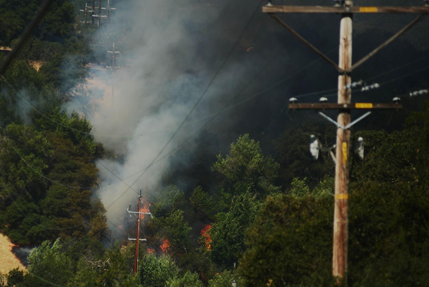 Green Valley fire blackens 12 acres; no structures damaged | News |  dailyrepublic.com