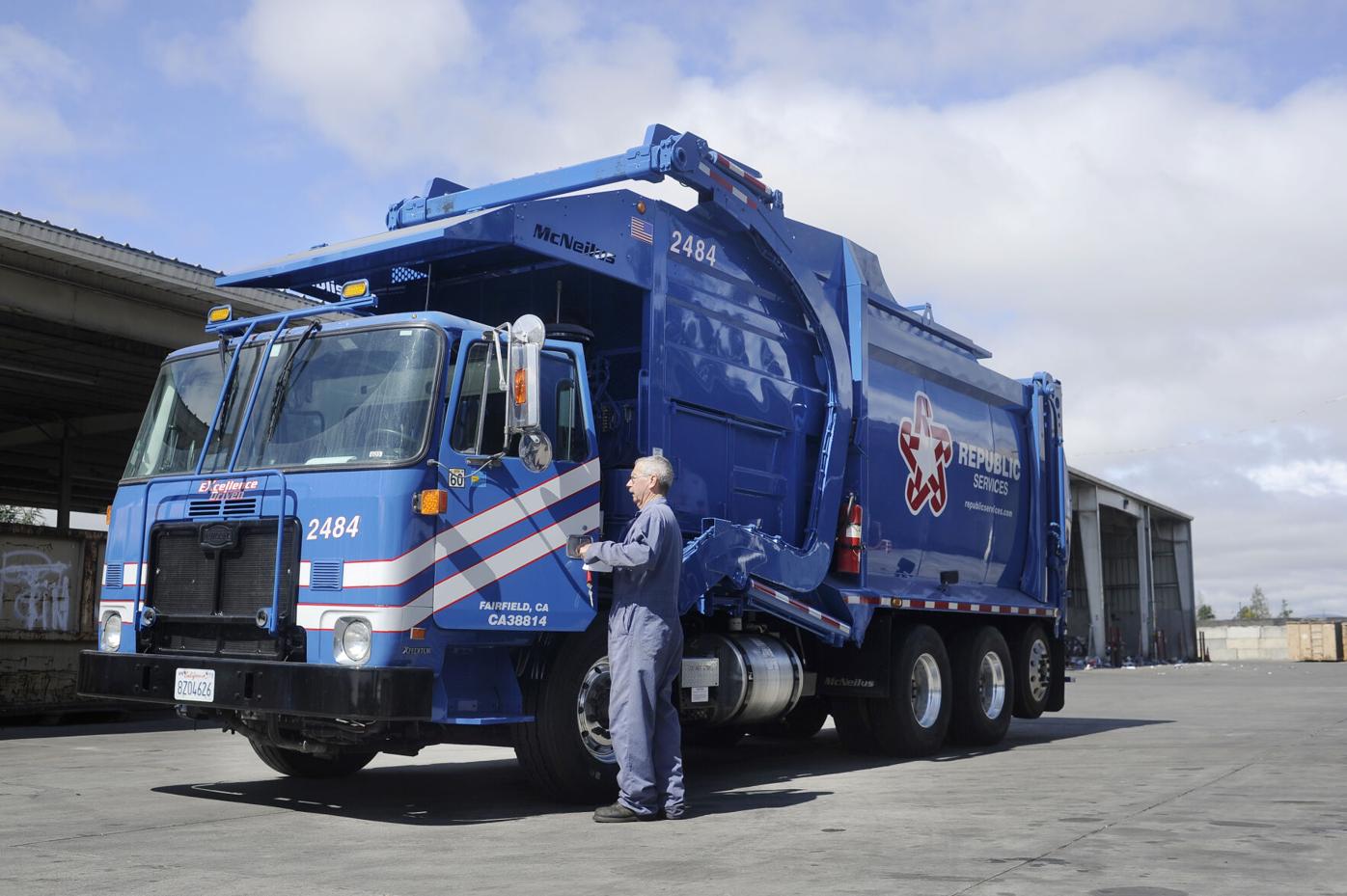 Solano Garbage Co. trucks going from white to blue | State-Nation-World |  dailyrepublic.com