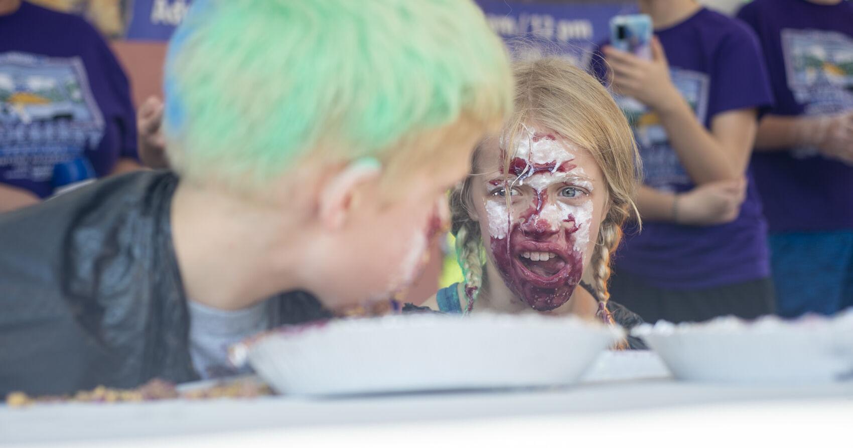 Blueberry Festival draws in thousands - Vimarsana News