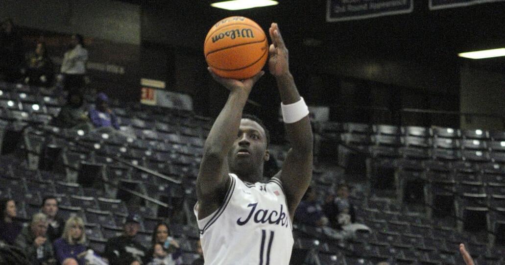 SFA Top 10: No. 5: Lumberjacks basketball squad wins regular season title