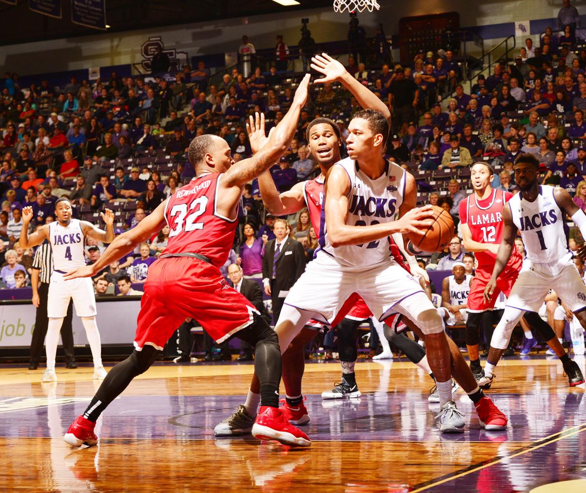Sfa Men S Basketball Dailysentinel Com