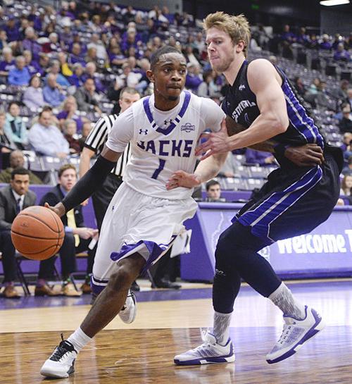 Sfa Men S Basketball Vs Uca Stephen F Austin Dailysentinel Com