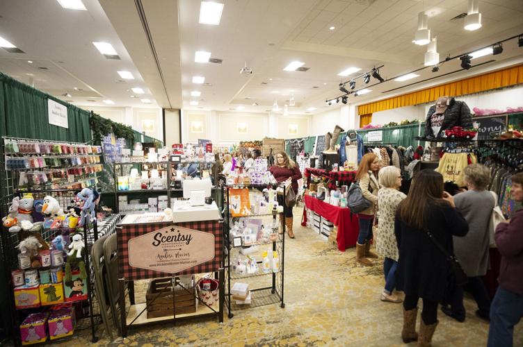 Holiday in the Pines marks start of festive season