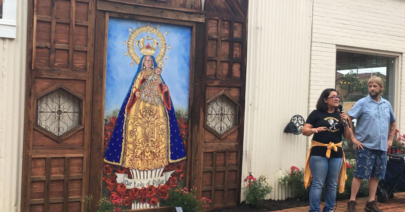 Artists unveil new mural as part of downtown campaign - Vimarsana News