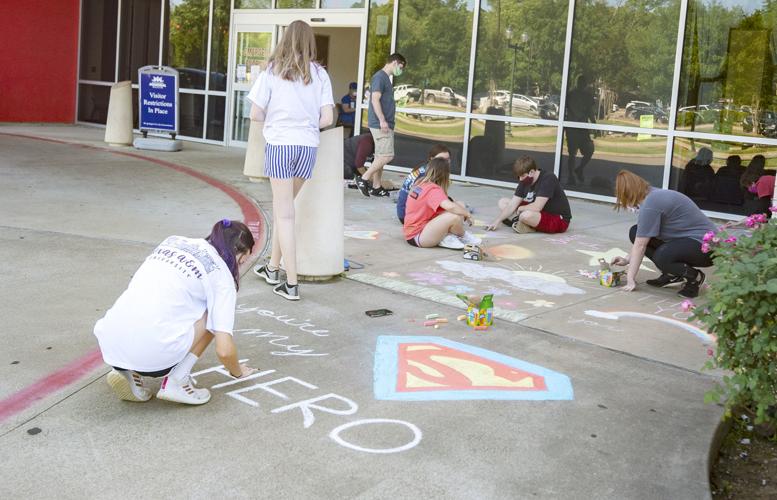 Chalk art outside Memorial Hospital, April 23, 2020 Coronavirus