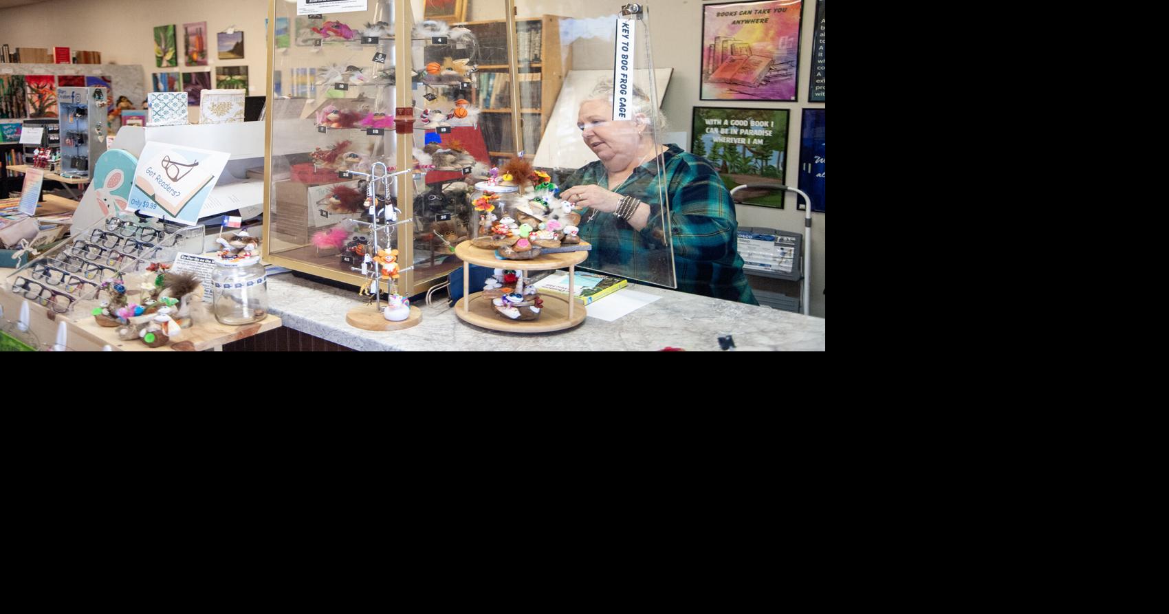Artist creates whimsy with Clamkins | Local News | dailysentinel.com