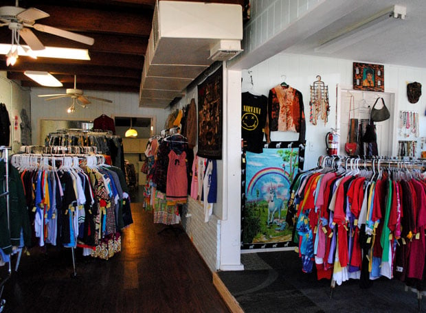Vintage Vagabond: clothing store specializes in retro duds | Business | dailysentinel.com