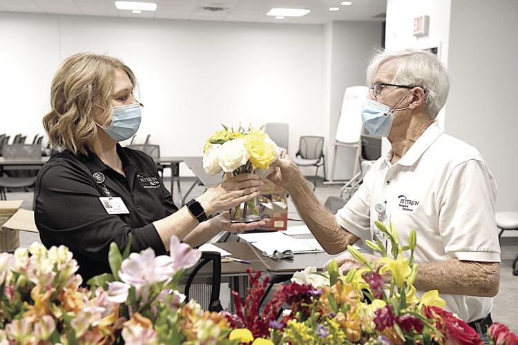 Home hospice volunteers arrange to brighten patients’ days News