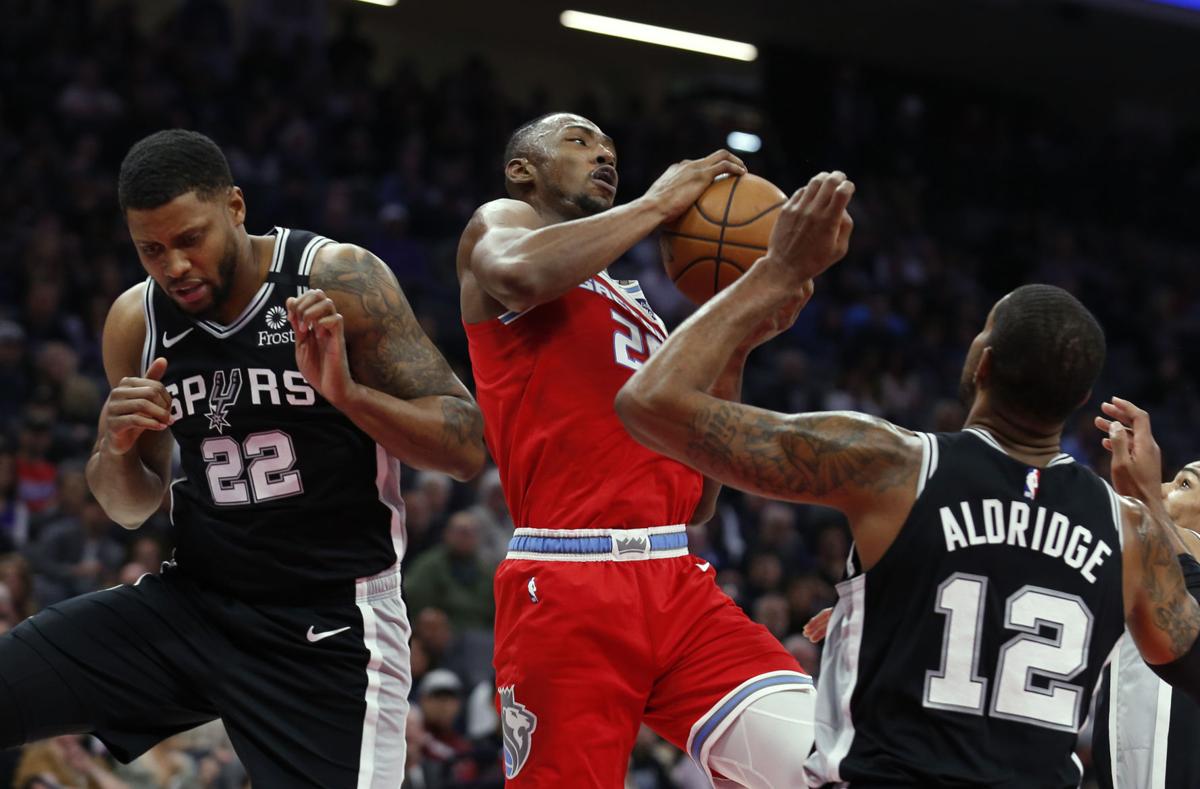 Spurs Kings Basketball