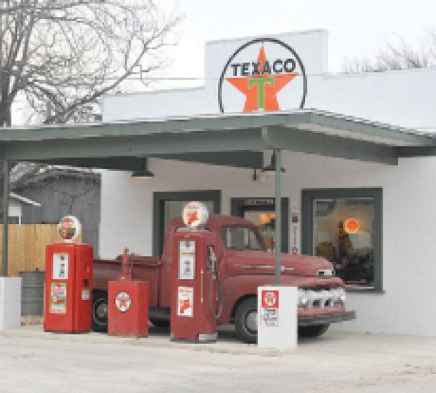 Local builder creates oldstyle gas station to house his ‘toys’ Daily
