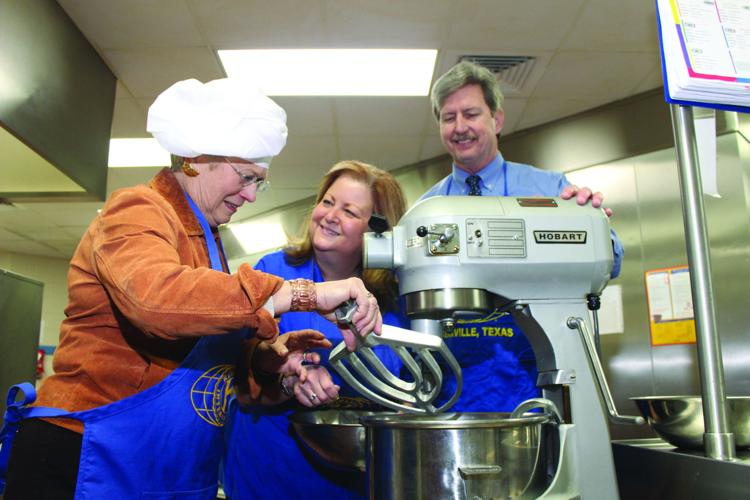 Kiwanis Club to host 69th annual pancake supper Food