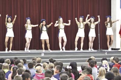 Tivy Cheerleaders To Host Rummage Sale Fundraiser This Weekend