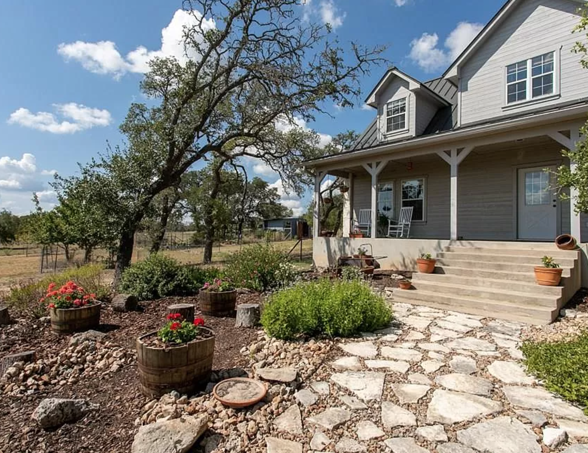1589 Upper Turtle Creek Rd-1.png