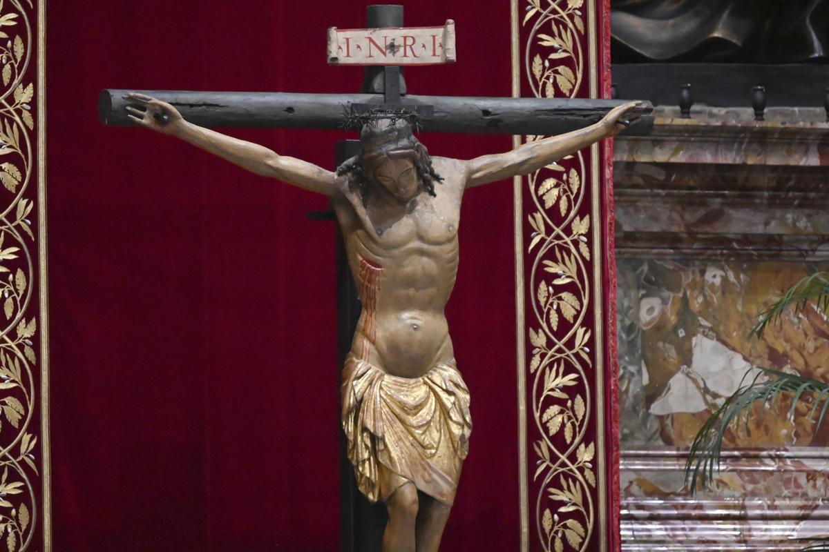 Photo gallery: Palm Sunday in an empty Vatican | Coronavirus |  dailytimes.com