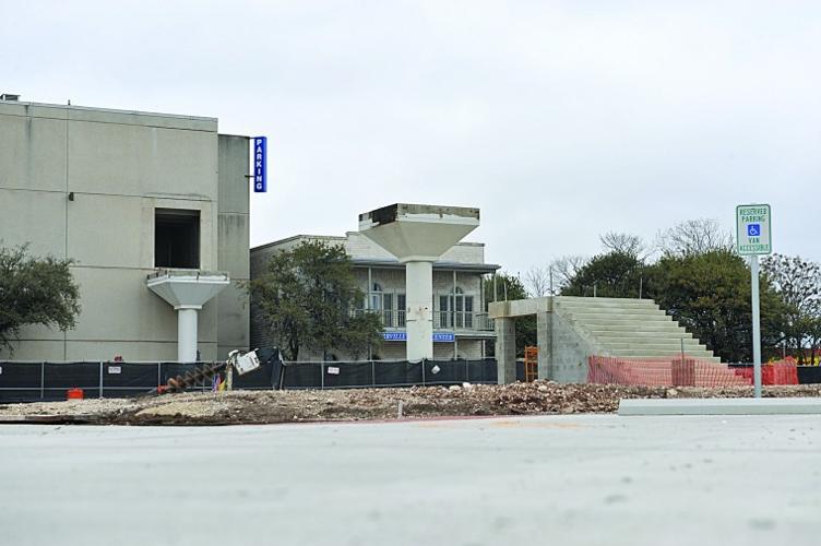 New Peterson Plaza under construction News