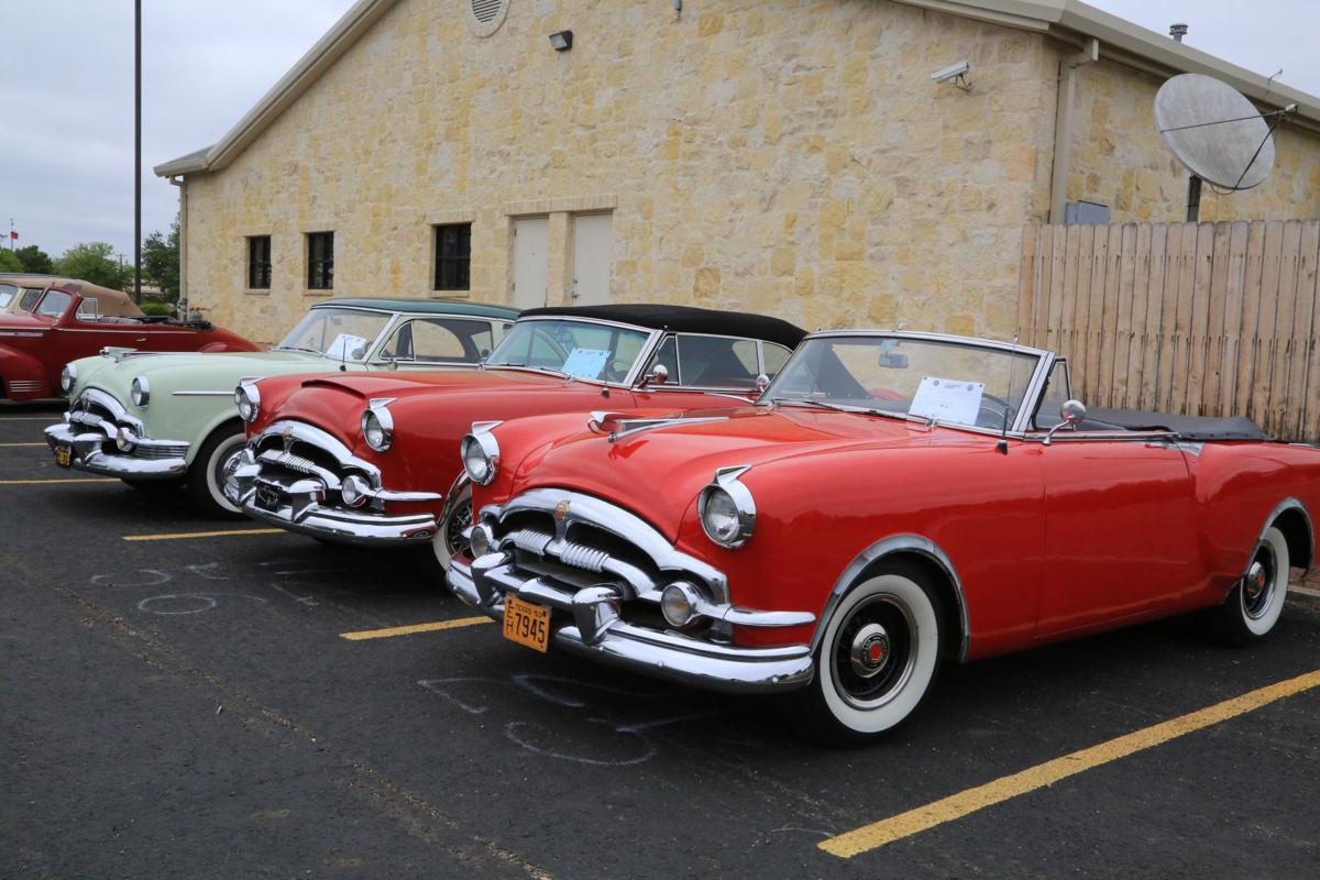 30 antique Packard cars attract car fanatics at Saturday show News