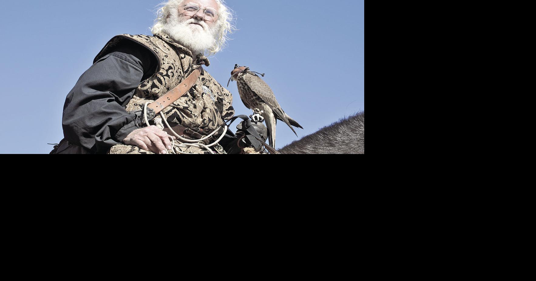 Master falconer to give demo to local Scots | News | dailytimes.com