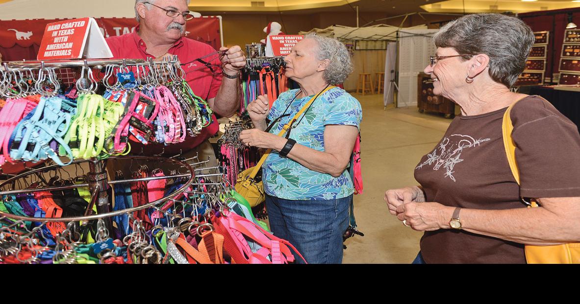 Variety of vendors kick off Peddler Show at Kerrfest News