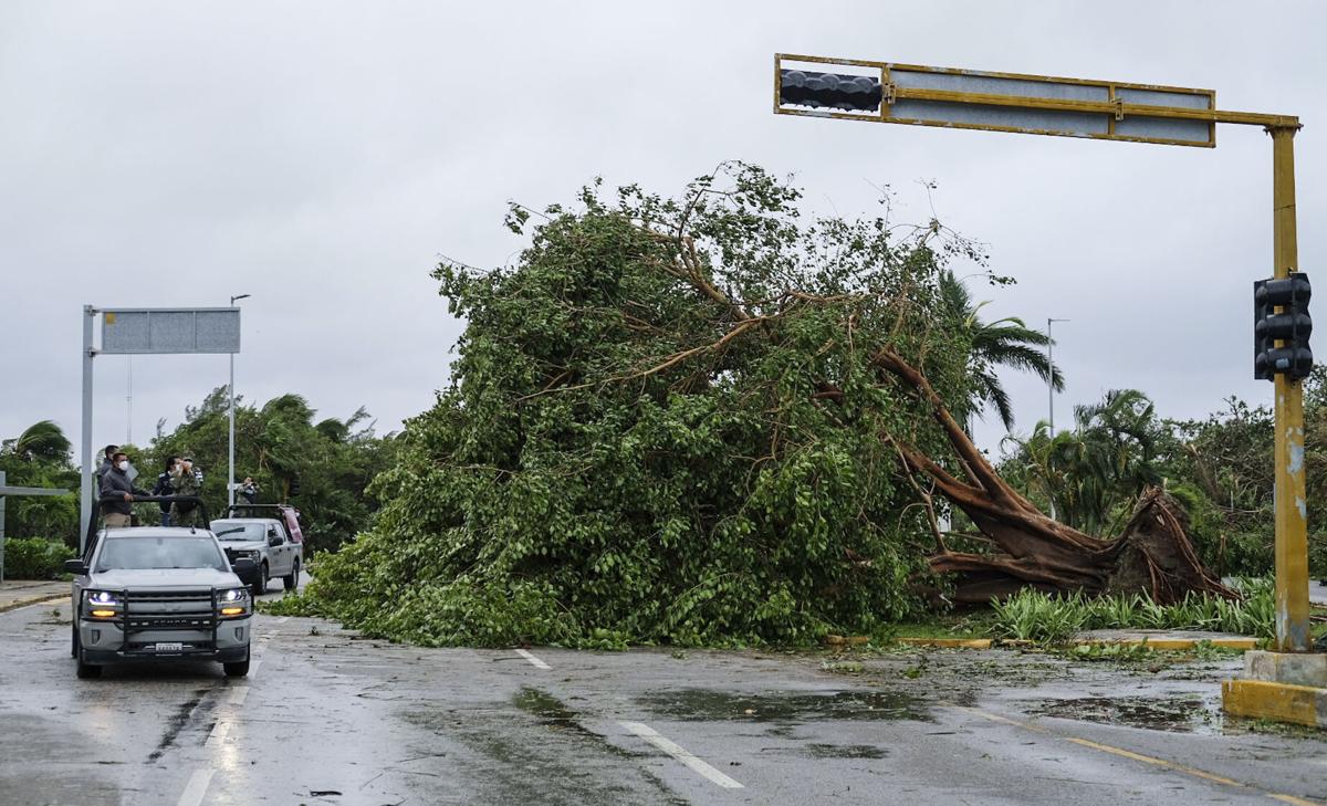 Hurricane Delta Lashes Mexico S Yucatan Then Heads For Us Promotions Dailytimes Com