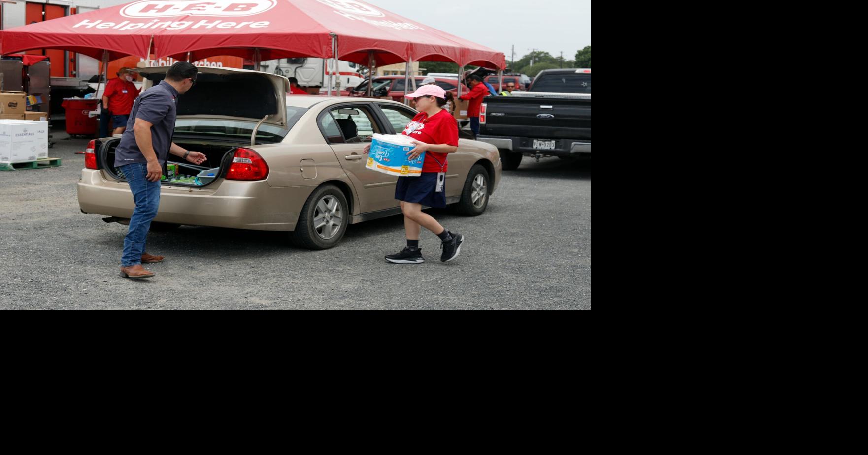 H-E-B responds to Kerr County flooding with free meals, supplies