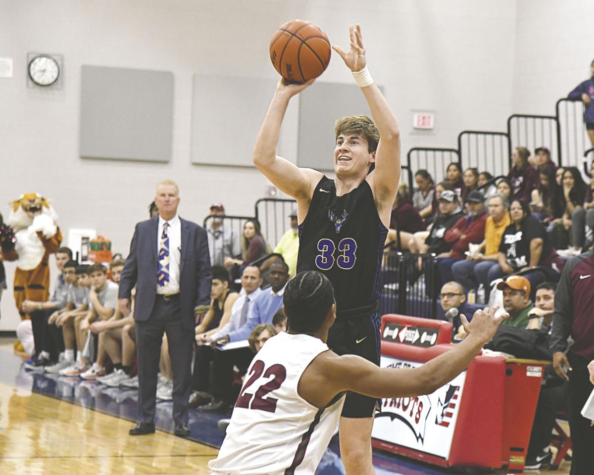 Excellent Leaders Seniors Helping Tivy Boys Basketball Make Deep