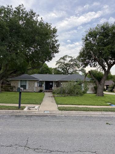 Storm damage downs signs, affects business closures | News | dailytimes.com