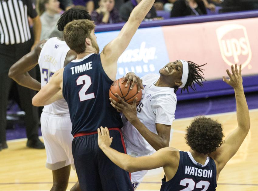 Turnovers Kill Uw S Chances At Catching Up To Gonzaga Local