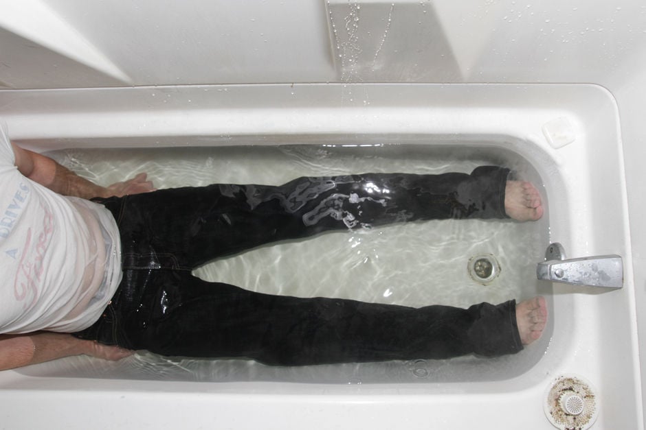 shrink to fit jeans bathtub