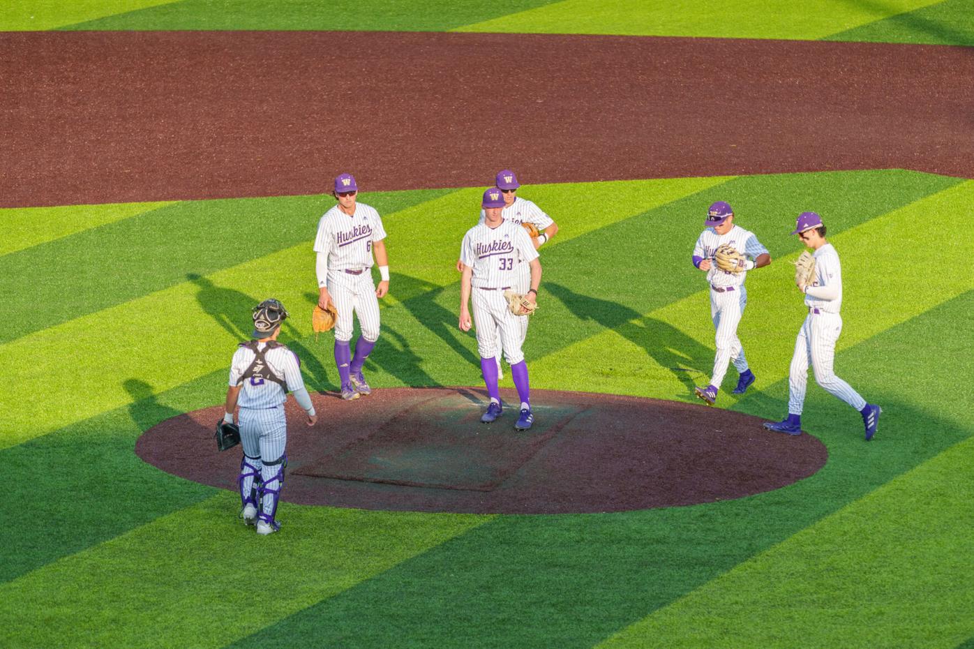 UW baseball season comes to an end in Pac-12 Tournament