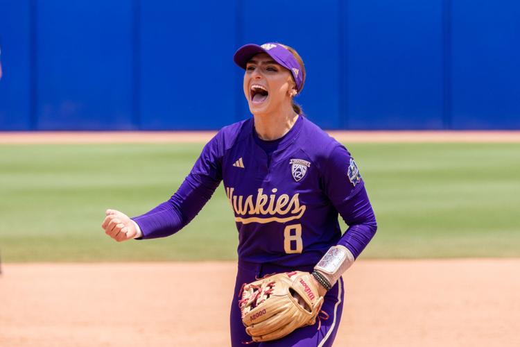 Women's College World Series: 6/02 vs Utah, Gallery