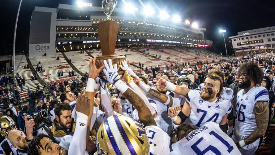 Apple Cup 2022 Gallery