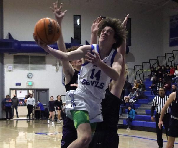 Basketball: Cossu, Blue Devils light up Wildcats | Blue Devils ...