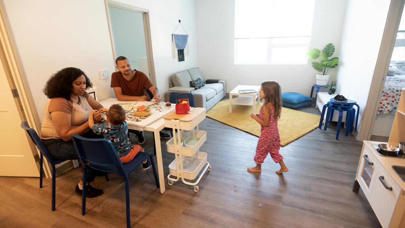 UCD shows off Orchard Park development | UC Davis | davisenterprise.com