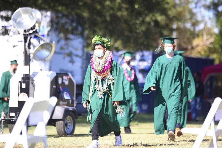 Da Vinci graduates fly toward the future in outdoor ceremony News