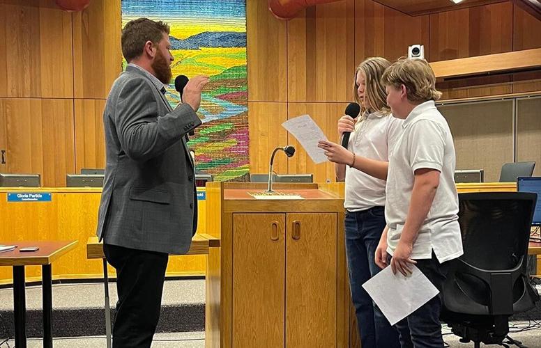 Arnold sworn in as mayor; Chapman as vice mayor City government