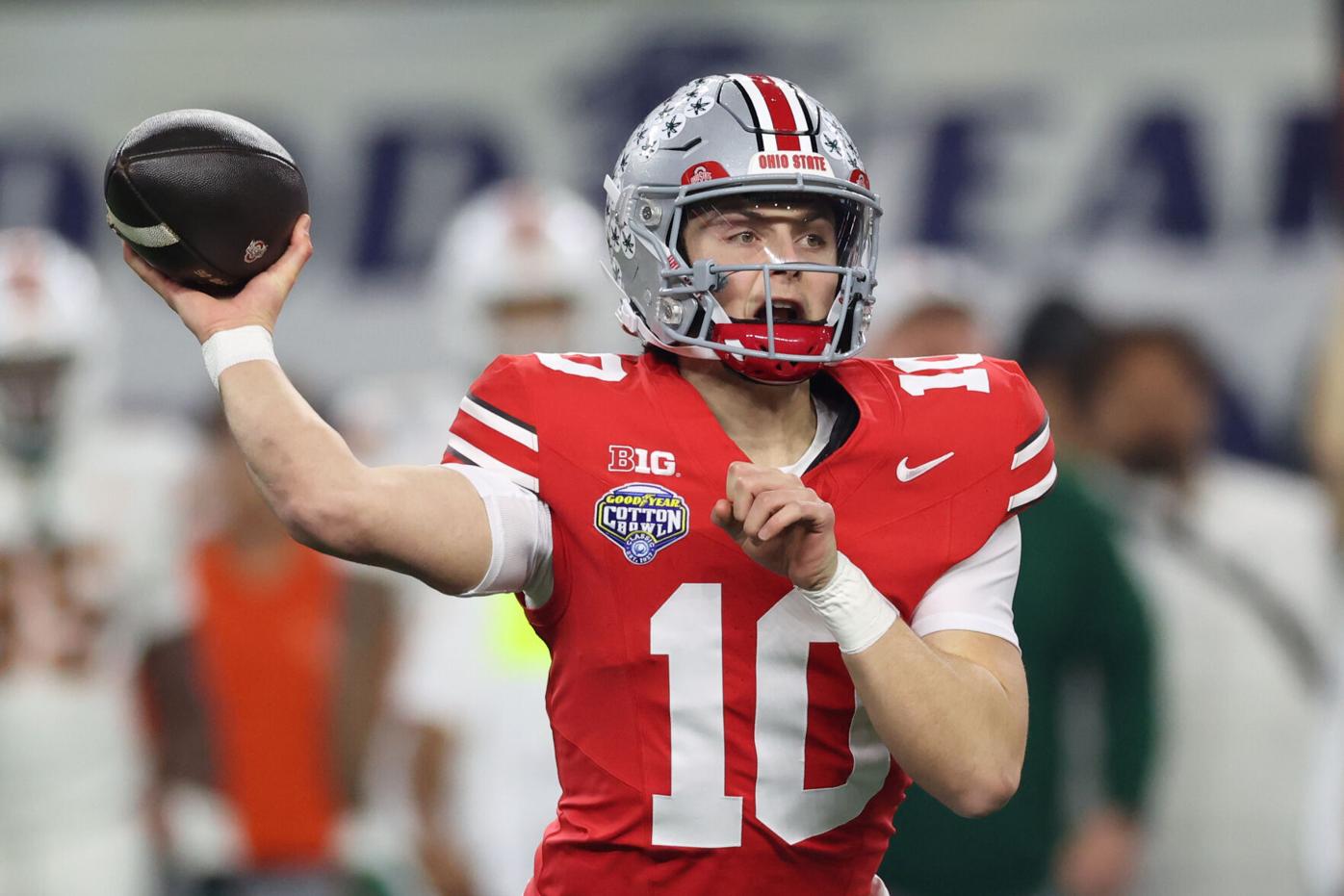 Ohio State quarterback Julian Sayin