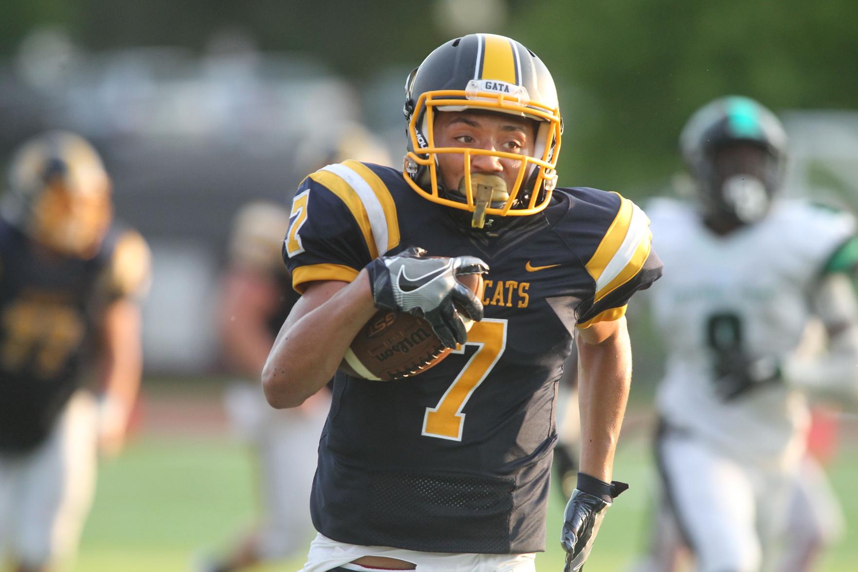 Danny Davis Springfield Danny Davis set to return this week for Wisconsin after suspension ...