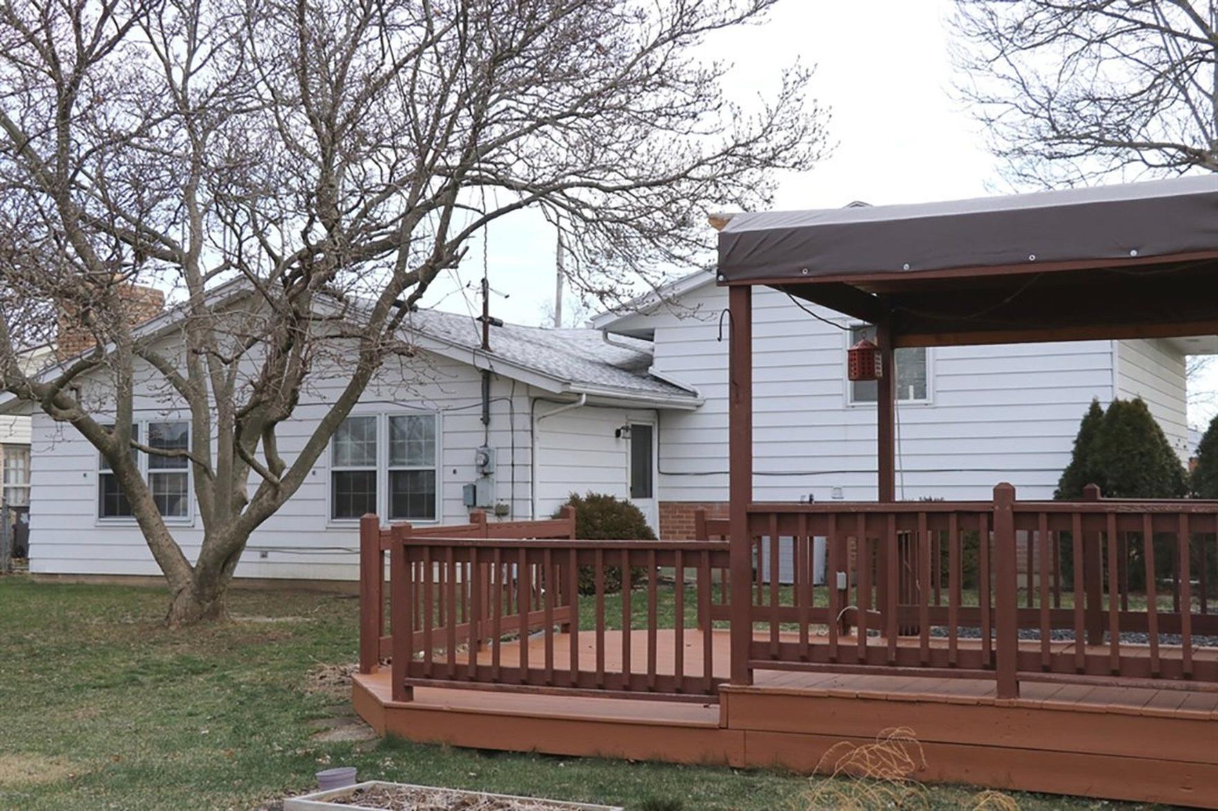 Tri-level includes addition, reworked lower level | Homes ...