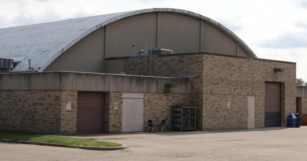 Kettering considering closing ice arena