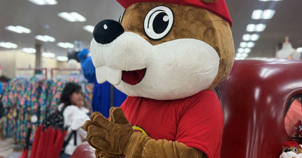 Buc-ee’s sues Beavercreek store, claiming its cartoon beaver logo violates trademark