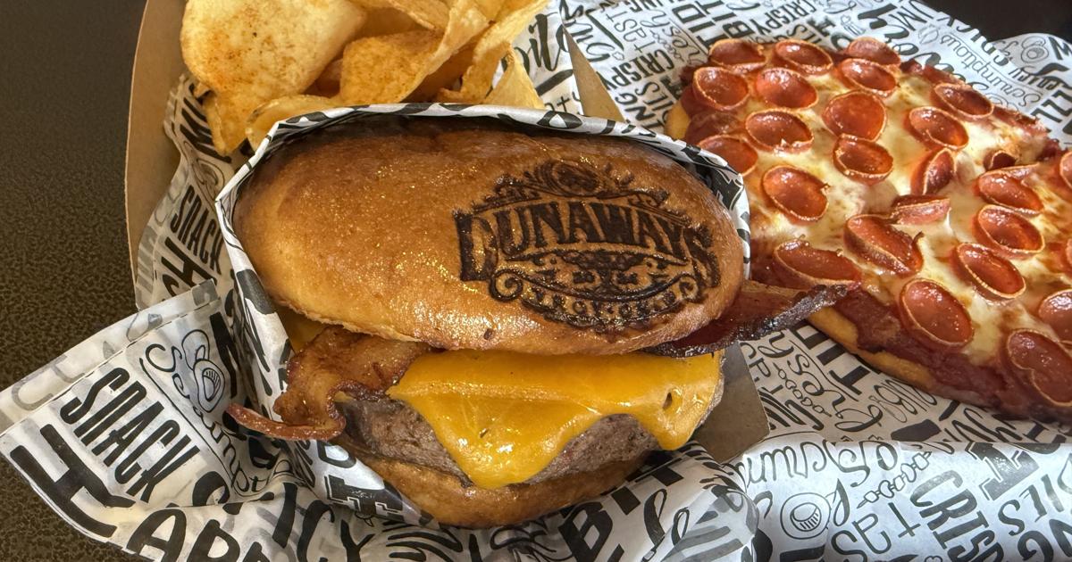 Daneway Menu A revamped menu at Dunaways, where a huge St. Patrick’s Day celebration ...