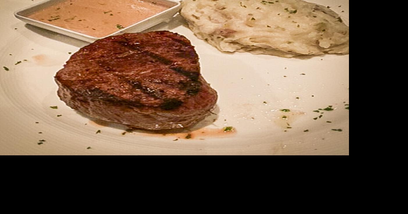 REVIEW: At Carver’s Steaks and Chops, the appetizers steal the show