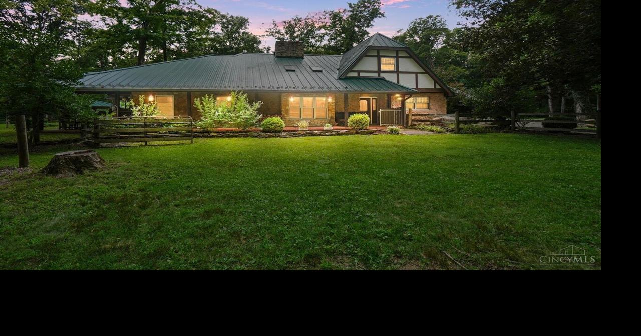 $1.49M lodge-style retreat sits on 33 acres in Spring Valley