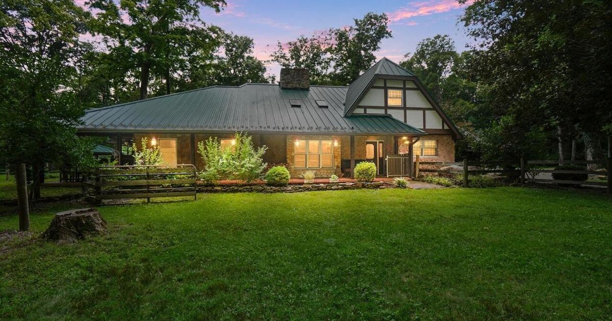 $1.49M lodge-style retreat sits on 33 acres in Spring Valley