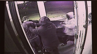 Halloween mask-wearing men rob local businesses | | daytondailynews.com