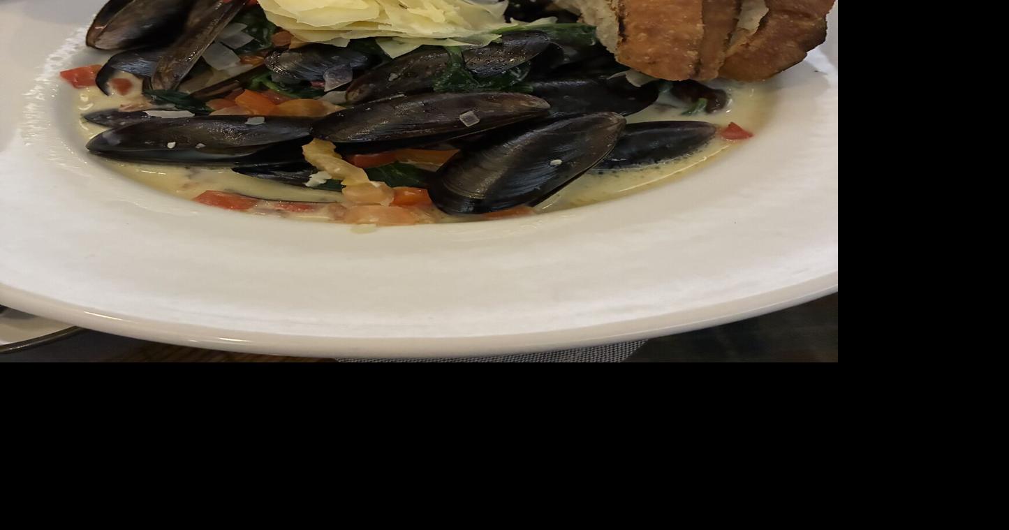 Review: Coldwater Cafe has a small town feel and big city menu
