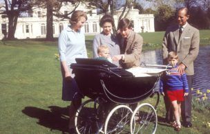 Worth Watching: The Queen's Royal Life, Celebrating Planet Earth, Cooking Takeout Favorites With Amy