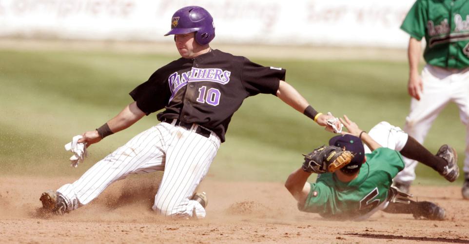 UNI Baseball (2009) 14