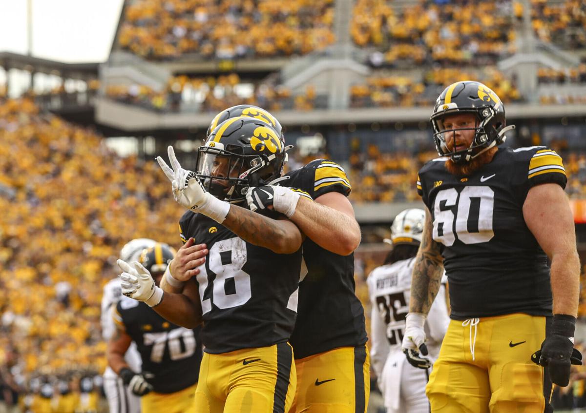 FBall Iowa vs. W Michigan- 42
