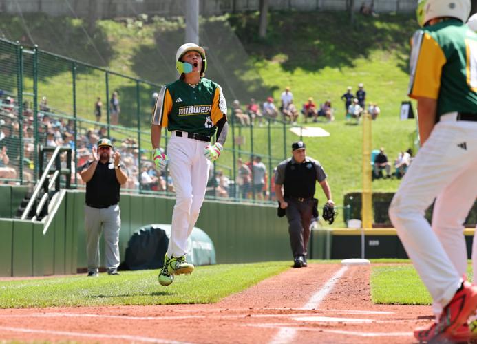 Cooper Thissen of Davenport, Iowa, (Midwest Region) rouns the bases after hitting a solo homerun in the first inning against